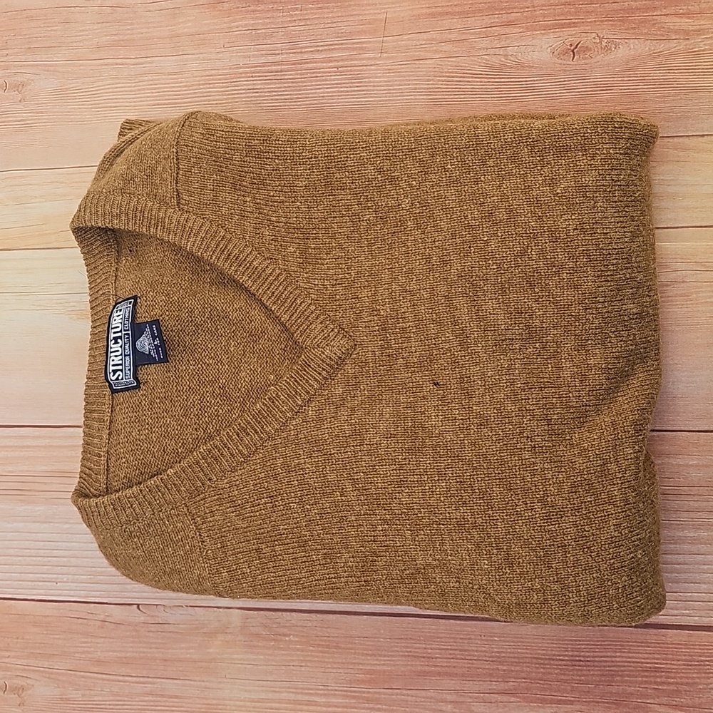 Vintage structure vneck